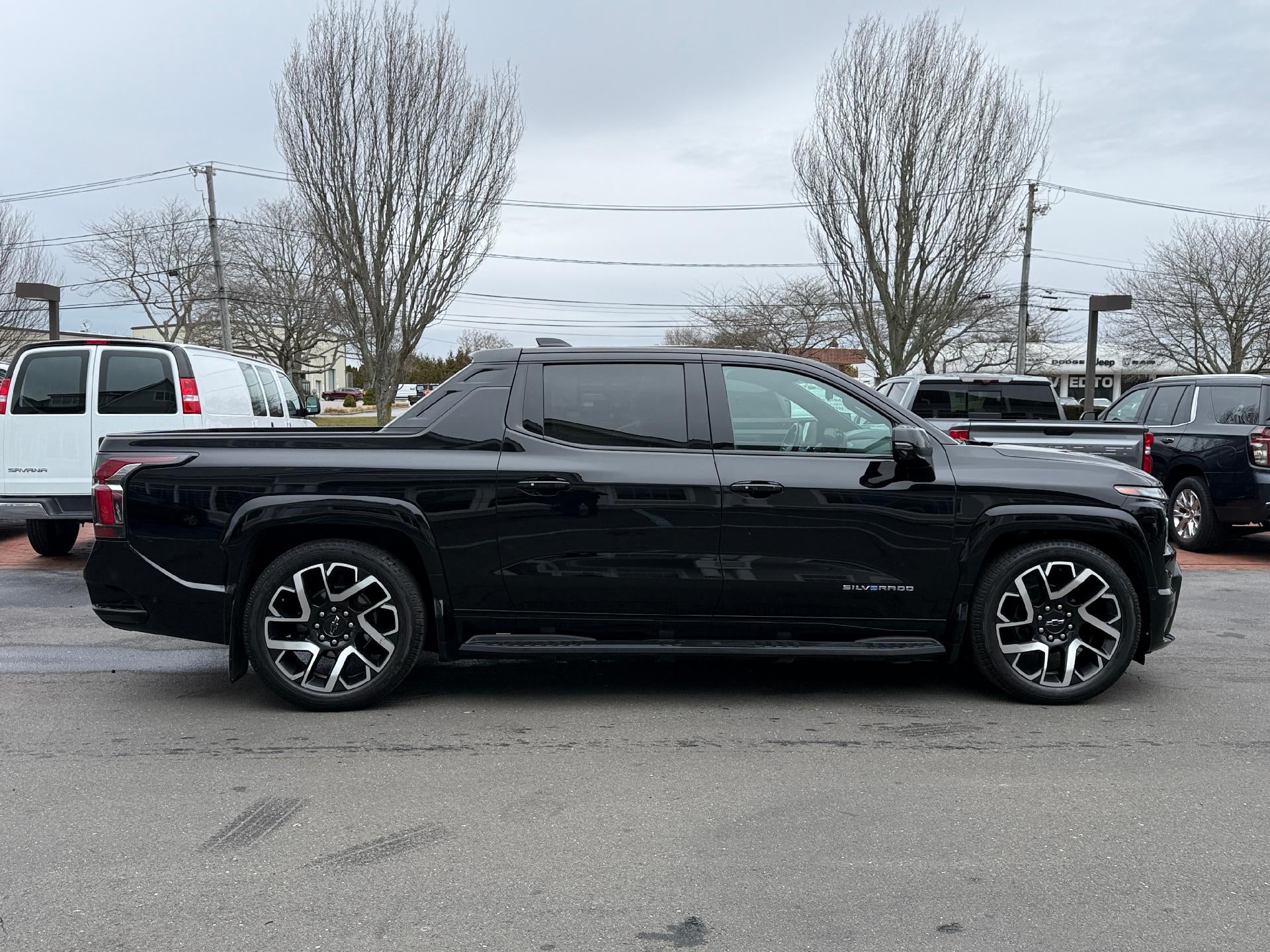 2024 Chevrolet Silverado EV RST