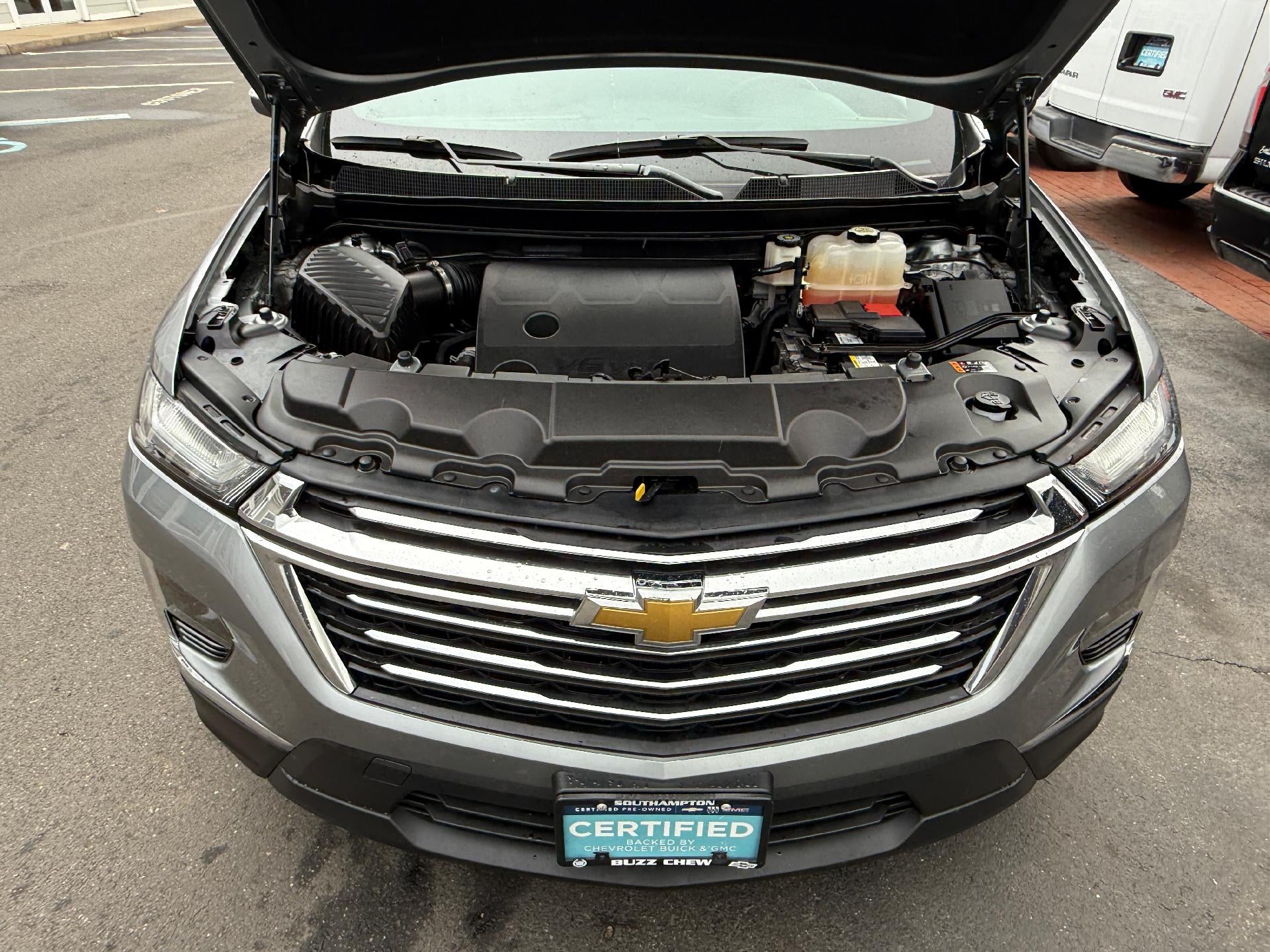 2023 Chevrolet Traverse LT Leather