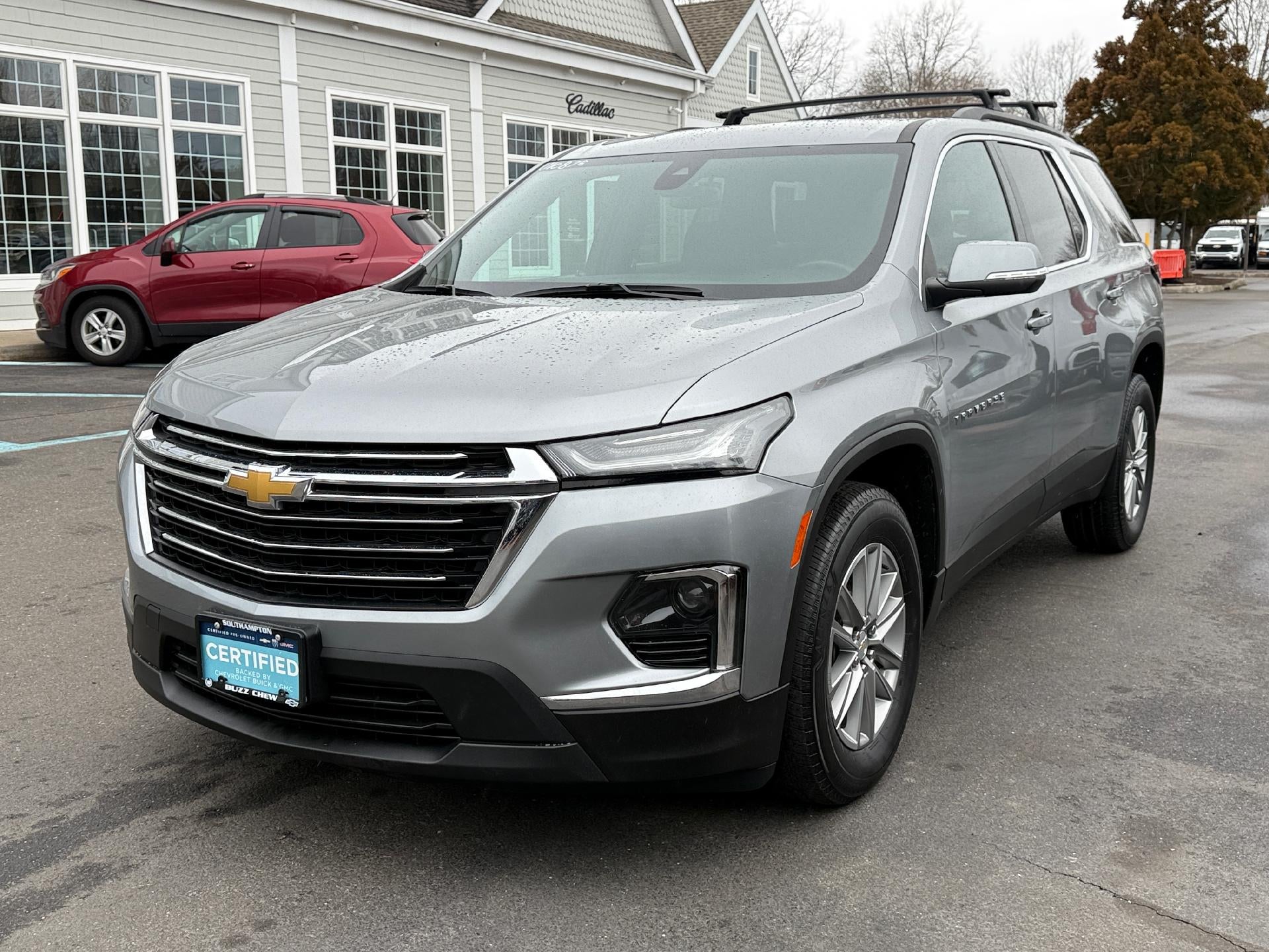 2023 Chevrolet Traverse LT Leather