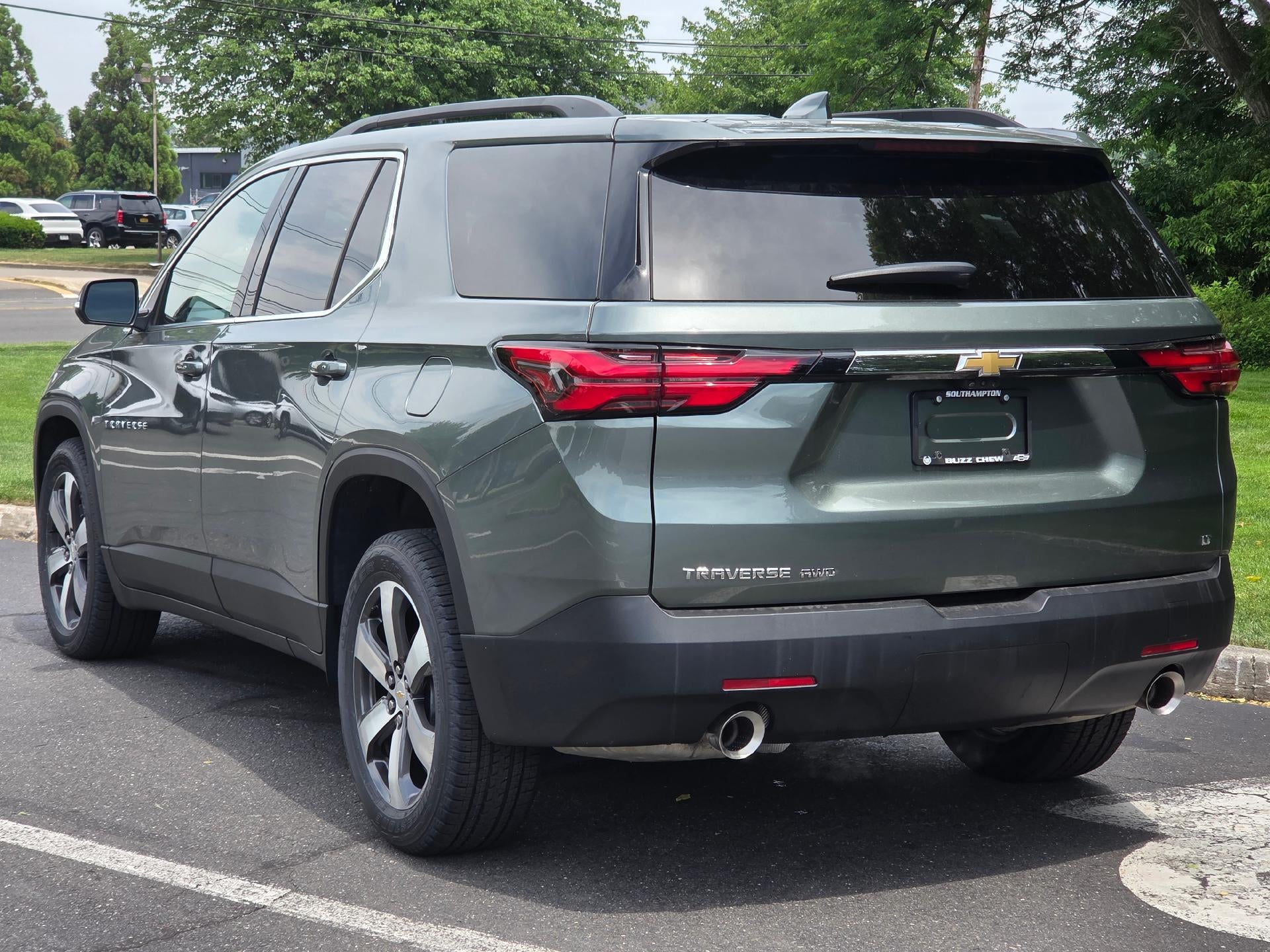 2023 Chevrolet Traverse LT Leather