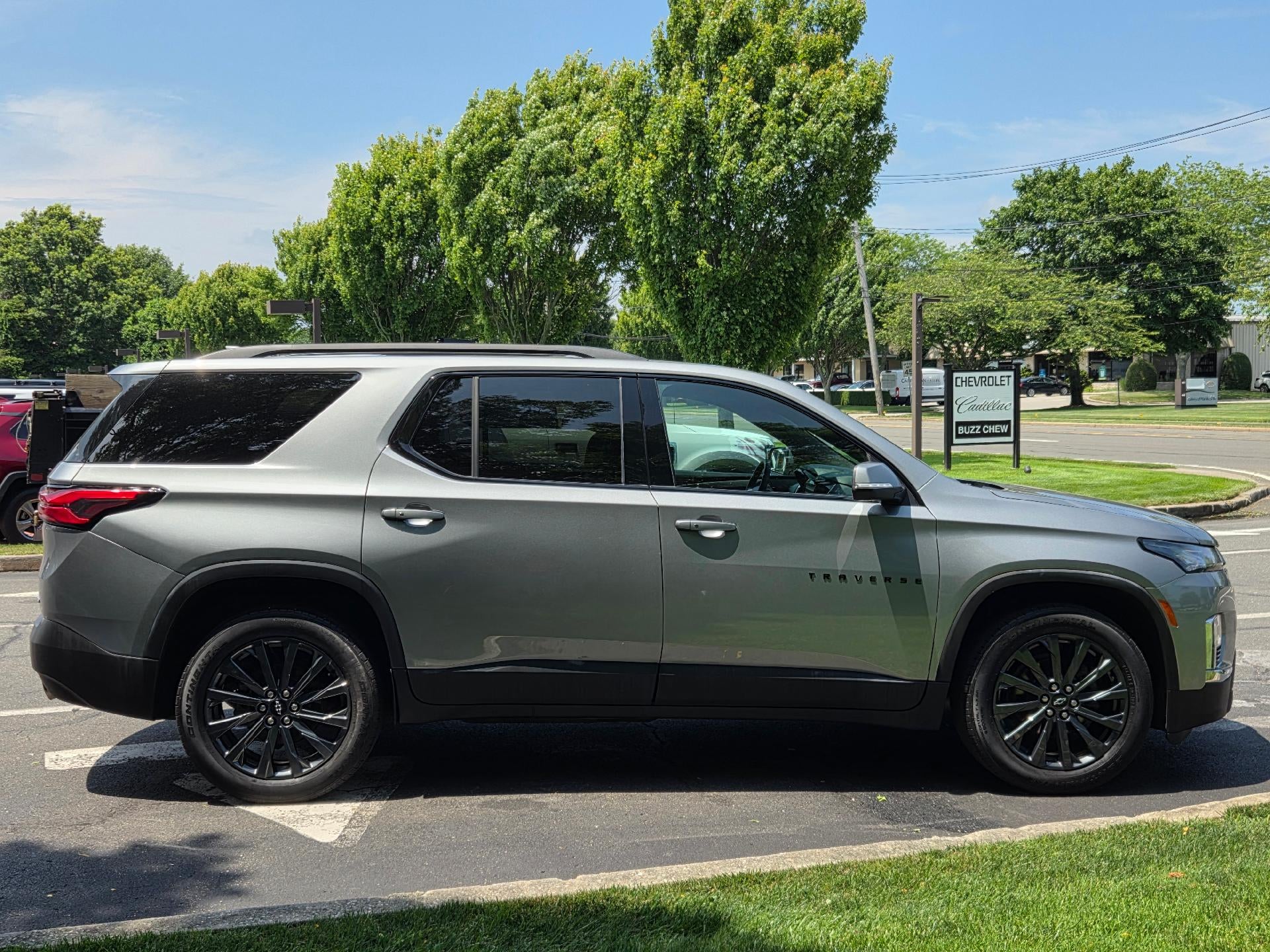 2023 Chevrolet Traverse RS