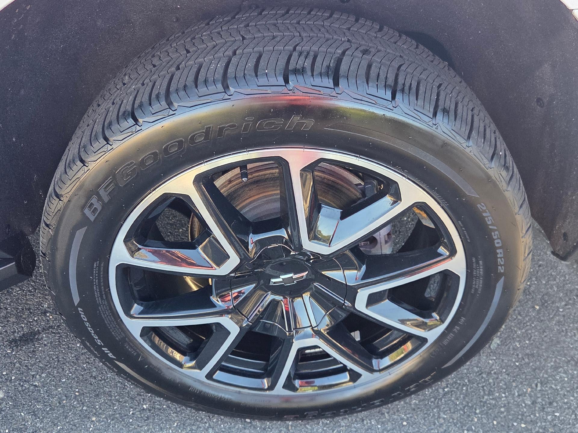 2022 Chevrolet Suburban RST