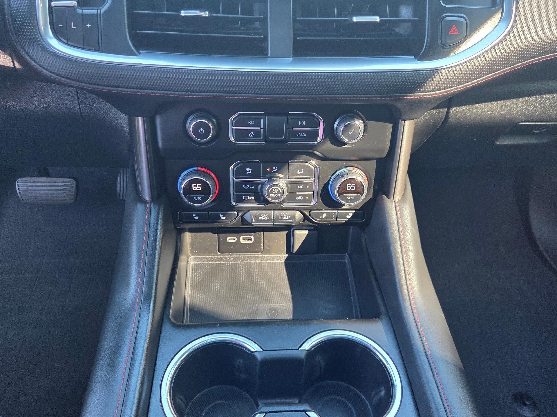 2022 Chevrolet Suburban RST