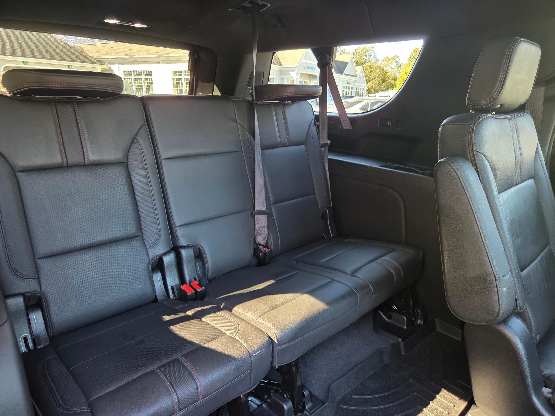 2022 Chevrolet Suburban RST