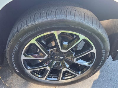 2022 Chevrolet Suburban RST