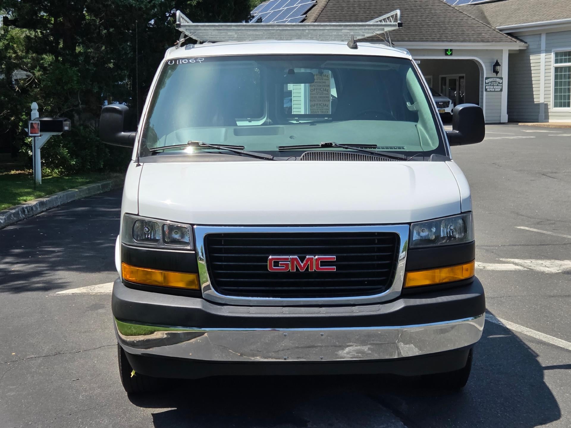 2020 GMC Savana Cargo 2500 RWD 2500 Regular Wheelbase Work Van
