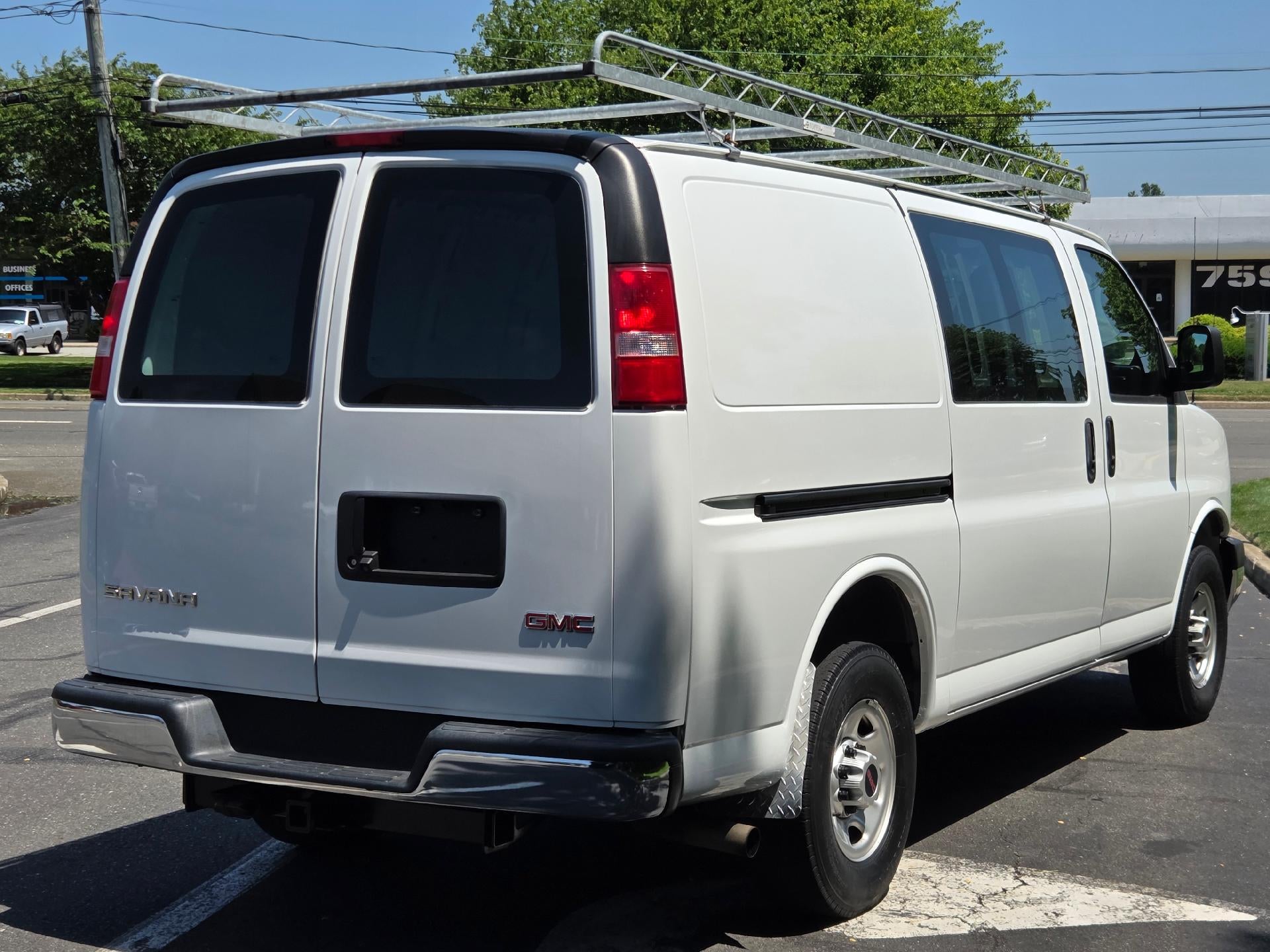 2020 GMC Savana Cargo 2500 RWD 2500 Regular Wheelbase Work Van