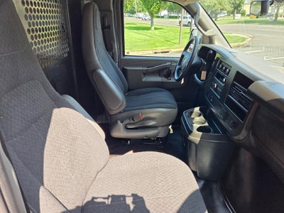 2025 GMC Savana Cargo Work Van