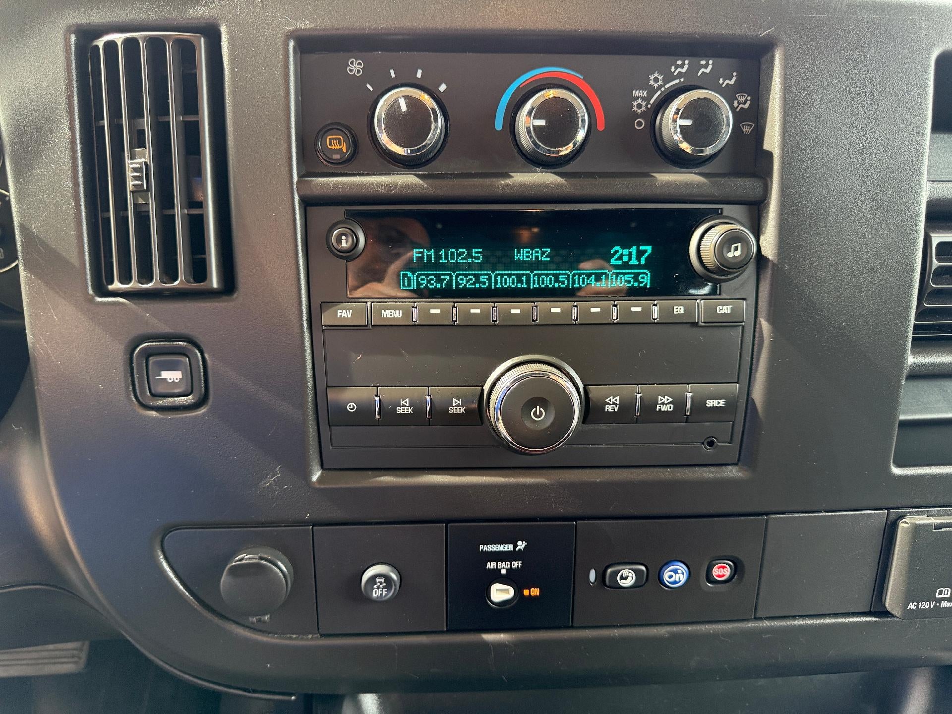 2024 GMC Savana Cargo 2500 Work Van