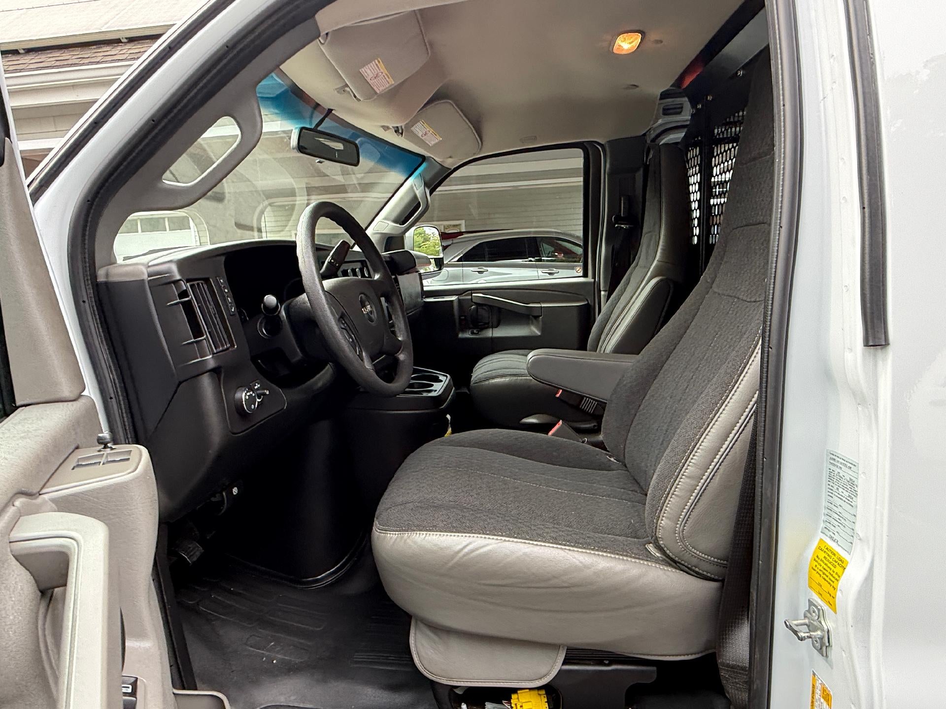 2024 GMC Savana Cargo 2500 Work Van