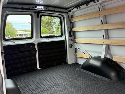 2024 GMC Savana Cargo 2500 Work Van