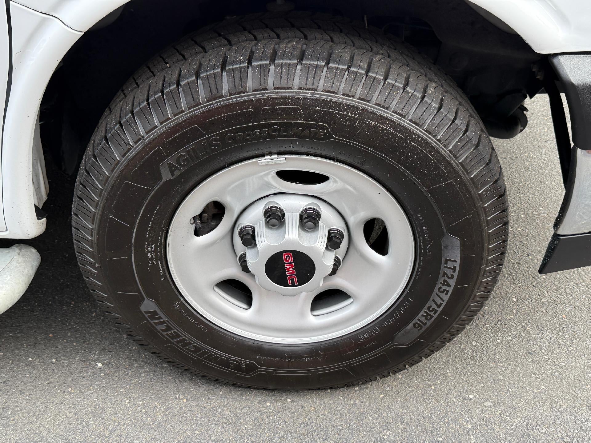 2024 GMC Savana Cargo 2500 Work Van