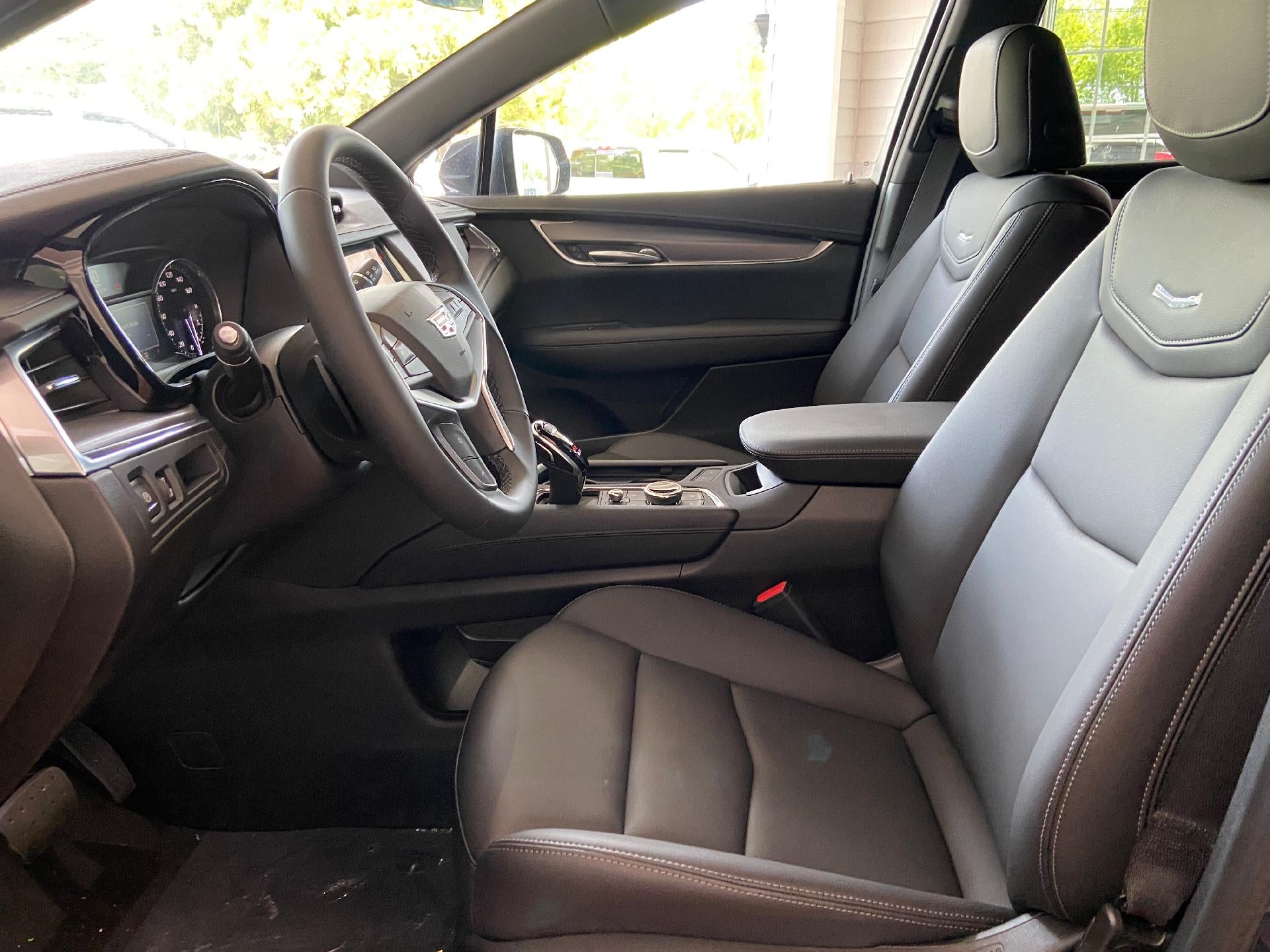 2024 Cadillac XT5 Luxury