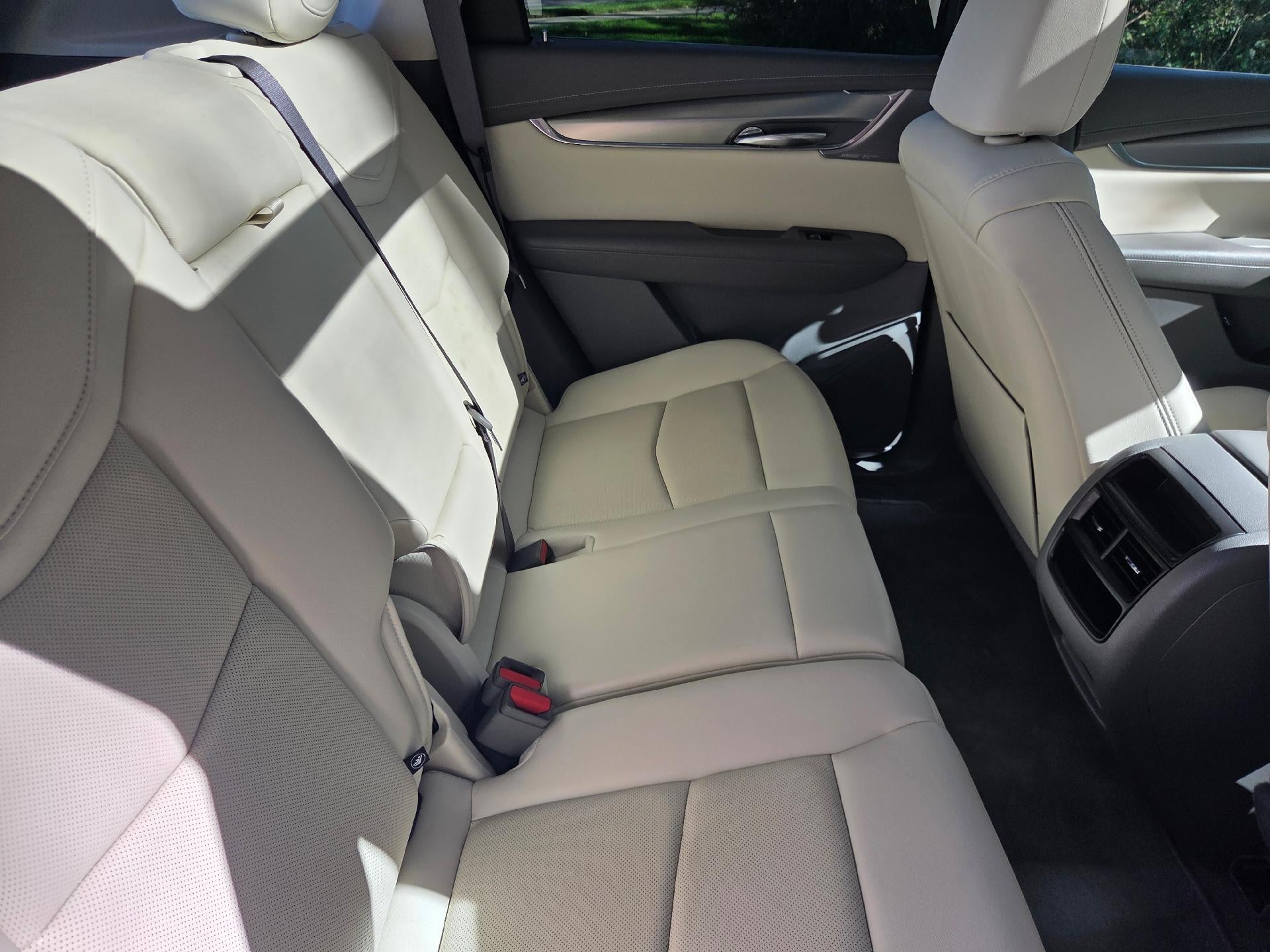 2021 Cadillac XT5 FWD Premium Luxury