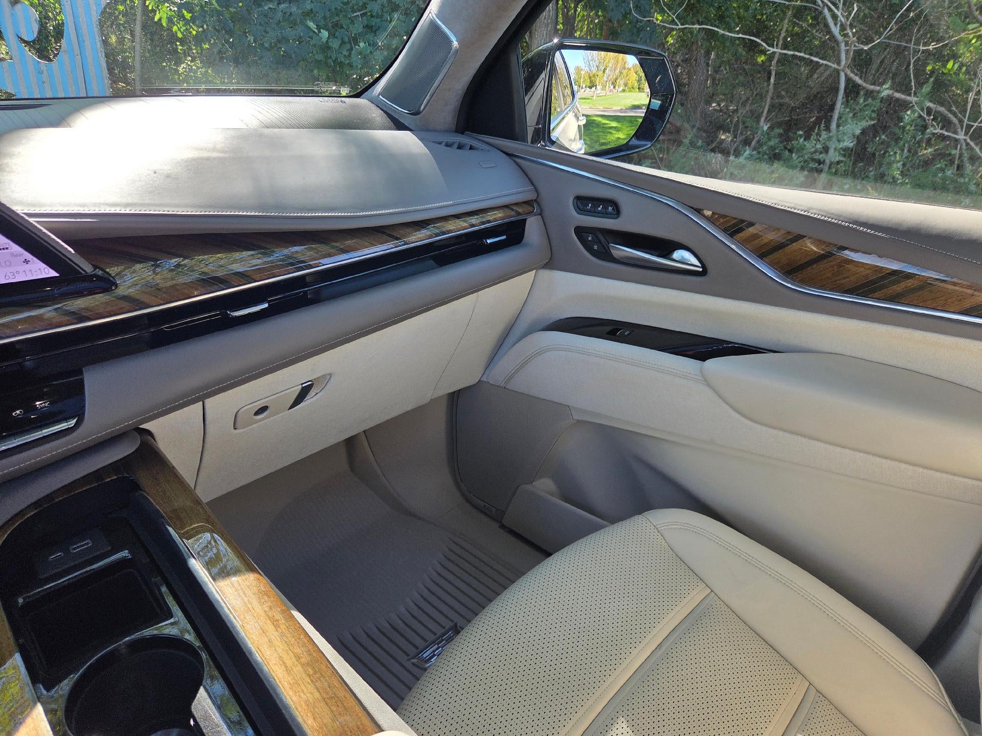 2022 Cadillac Escalade Premium Luxury Platinum