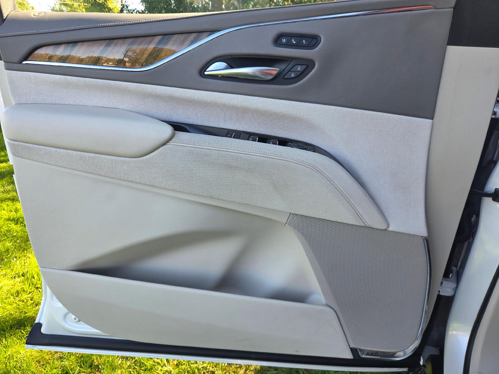 2022 Cadillac Escalade Premium Luxury Platinum