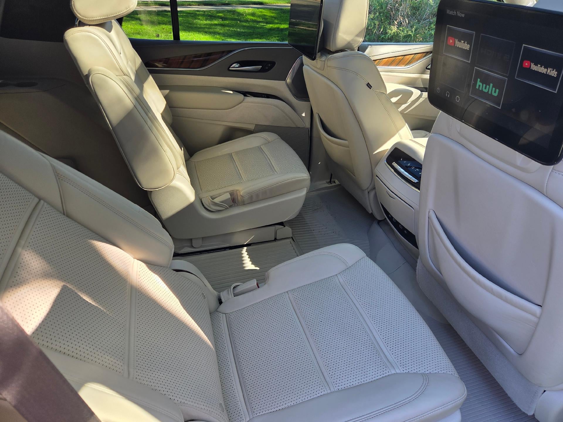 2022 Cadillac Escalade Premium Luxury Platinum