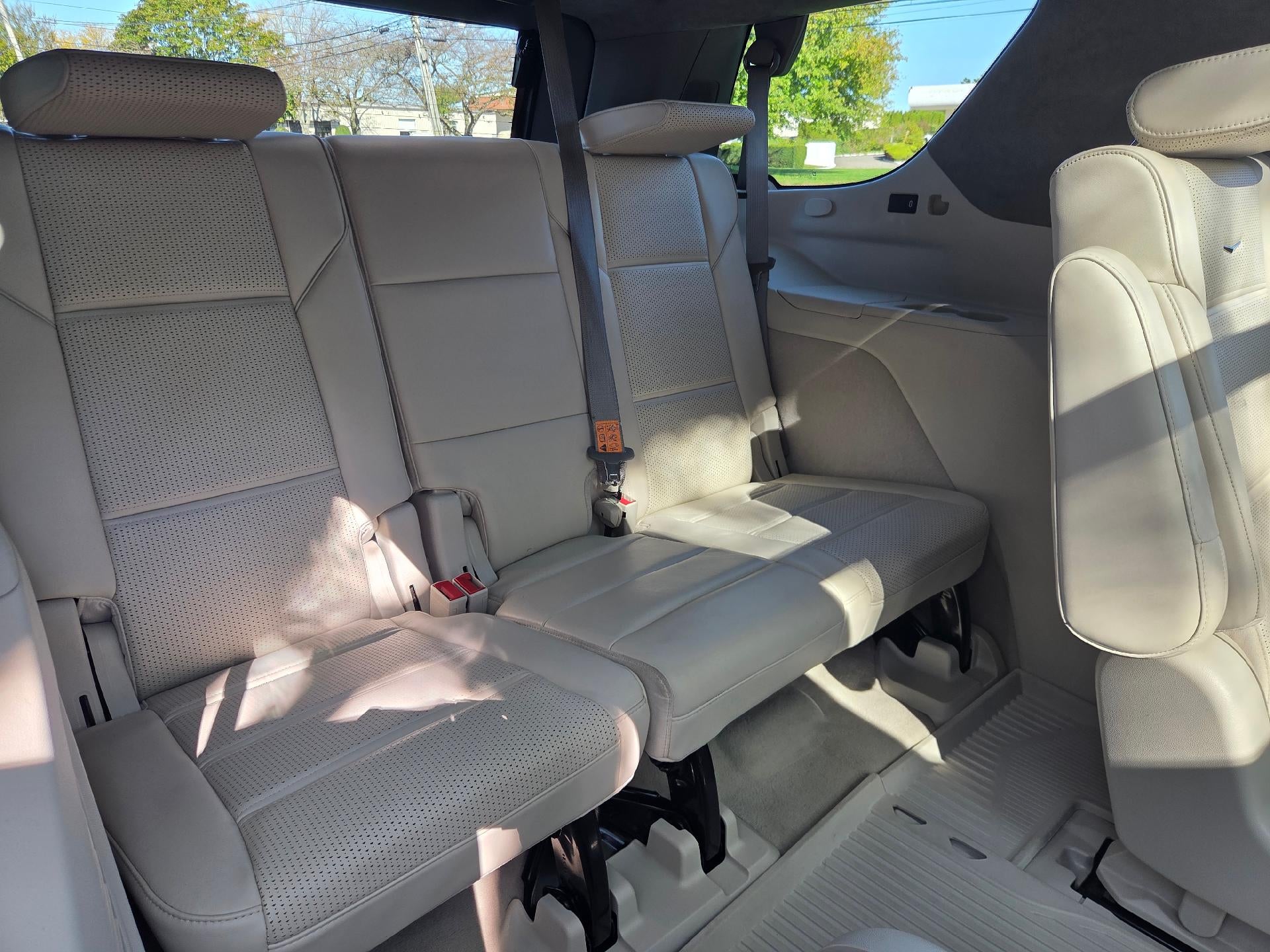 2022 Cadillac Escalade Premium Luxury Platinum