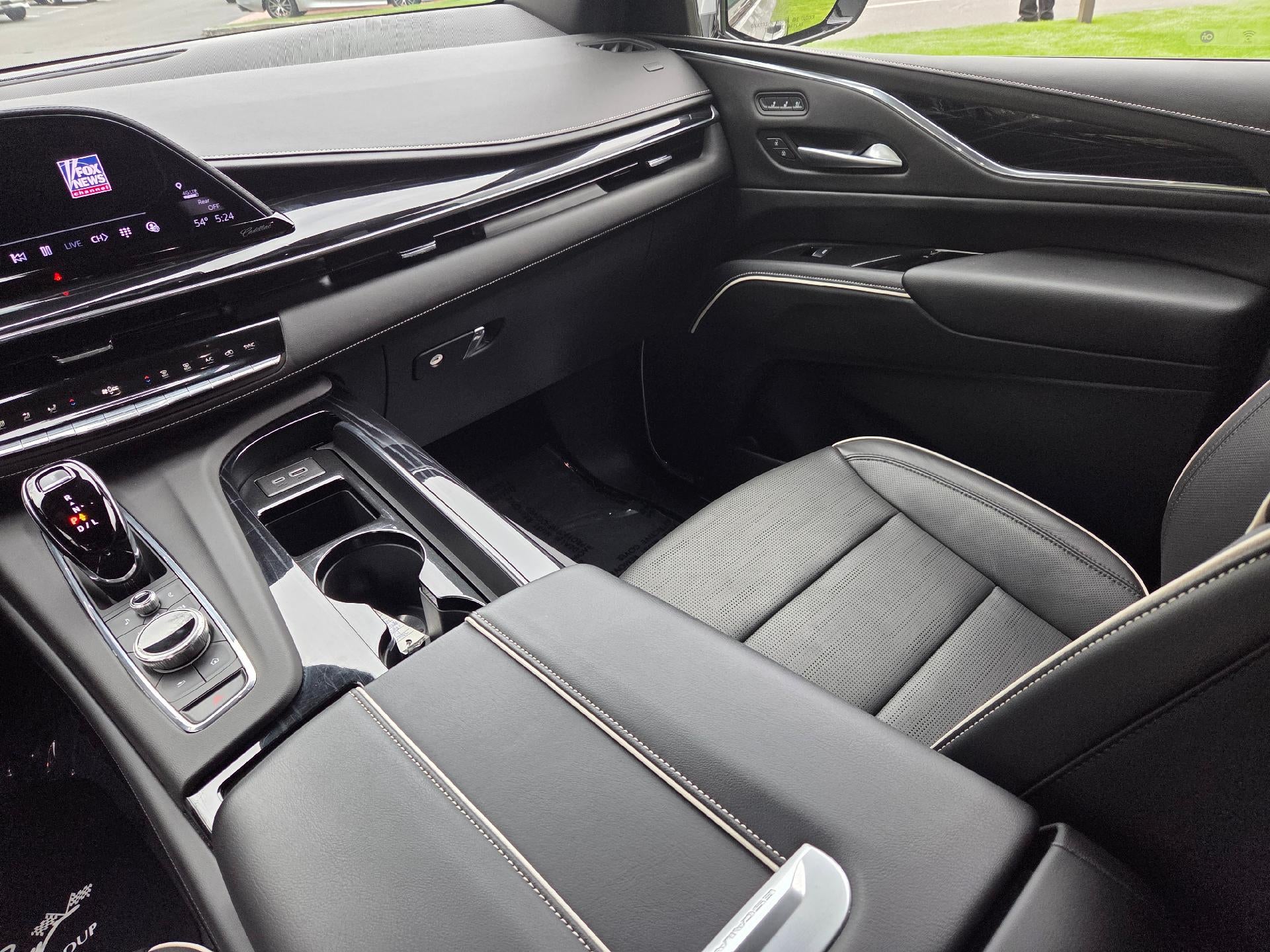 2023 Cadillac Escalade Sport