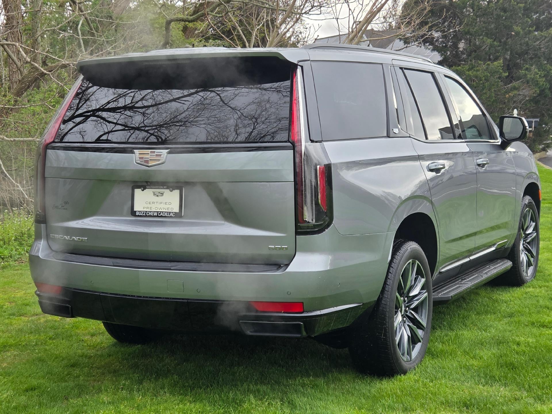 2023 Cadillac Escalade Sport