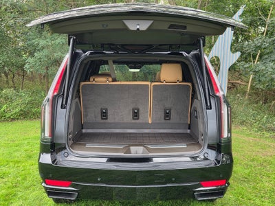 2024 Cadillac Escalade Sport