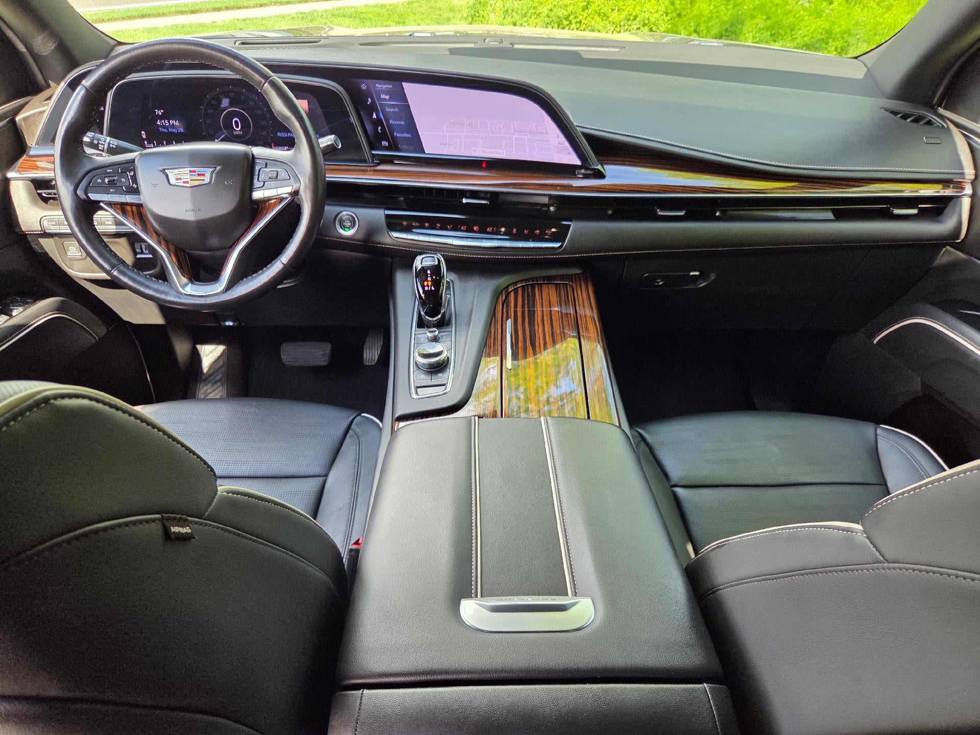 2022 Cadillac Escalade ESV Premium Luxury