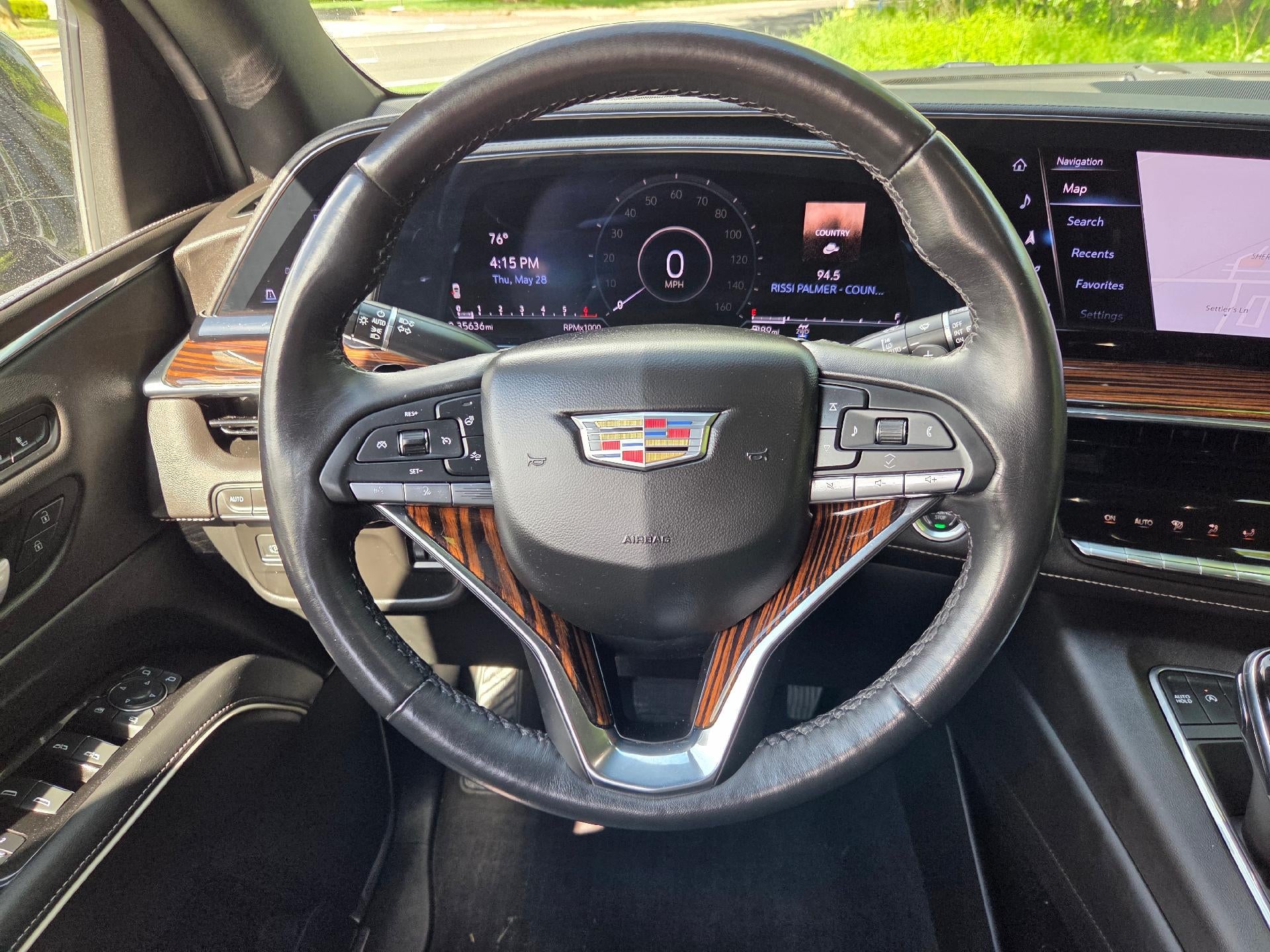 2022 Cadillac Escalade ESV Premium Luxury