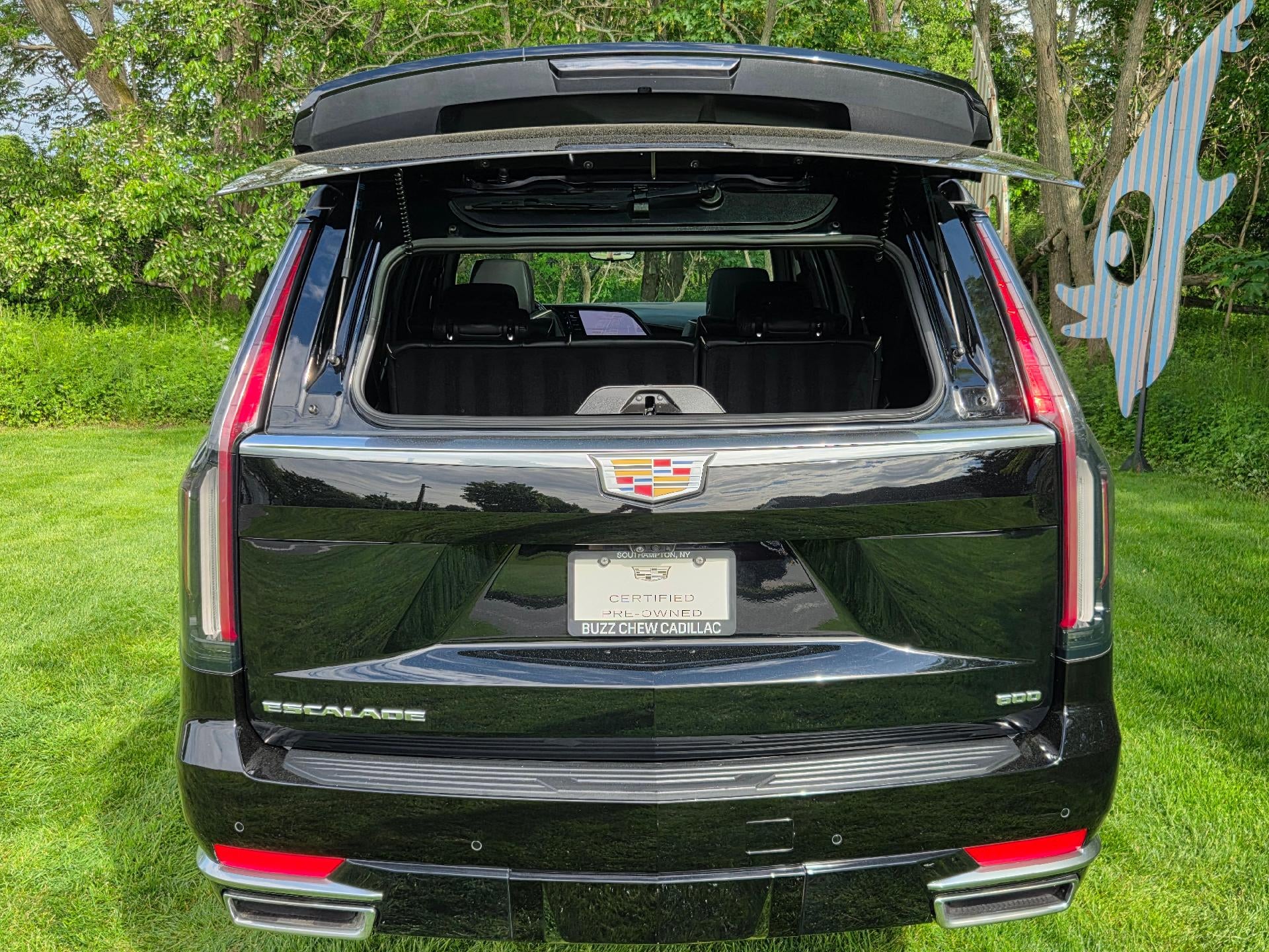 2022 Cadillac Escalade ESV Premium Luxury
