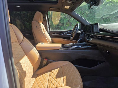 2023 Cadillac Escalade ESV Premium Luxury