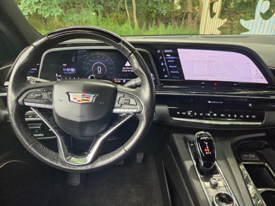 2024 Cadillac Escalade ESV Sport