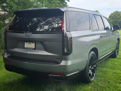 2024 Cadillac Escalade ESV Sport