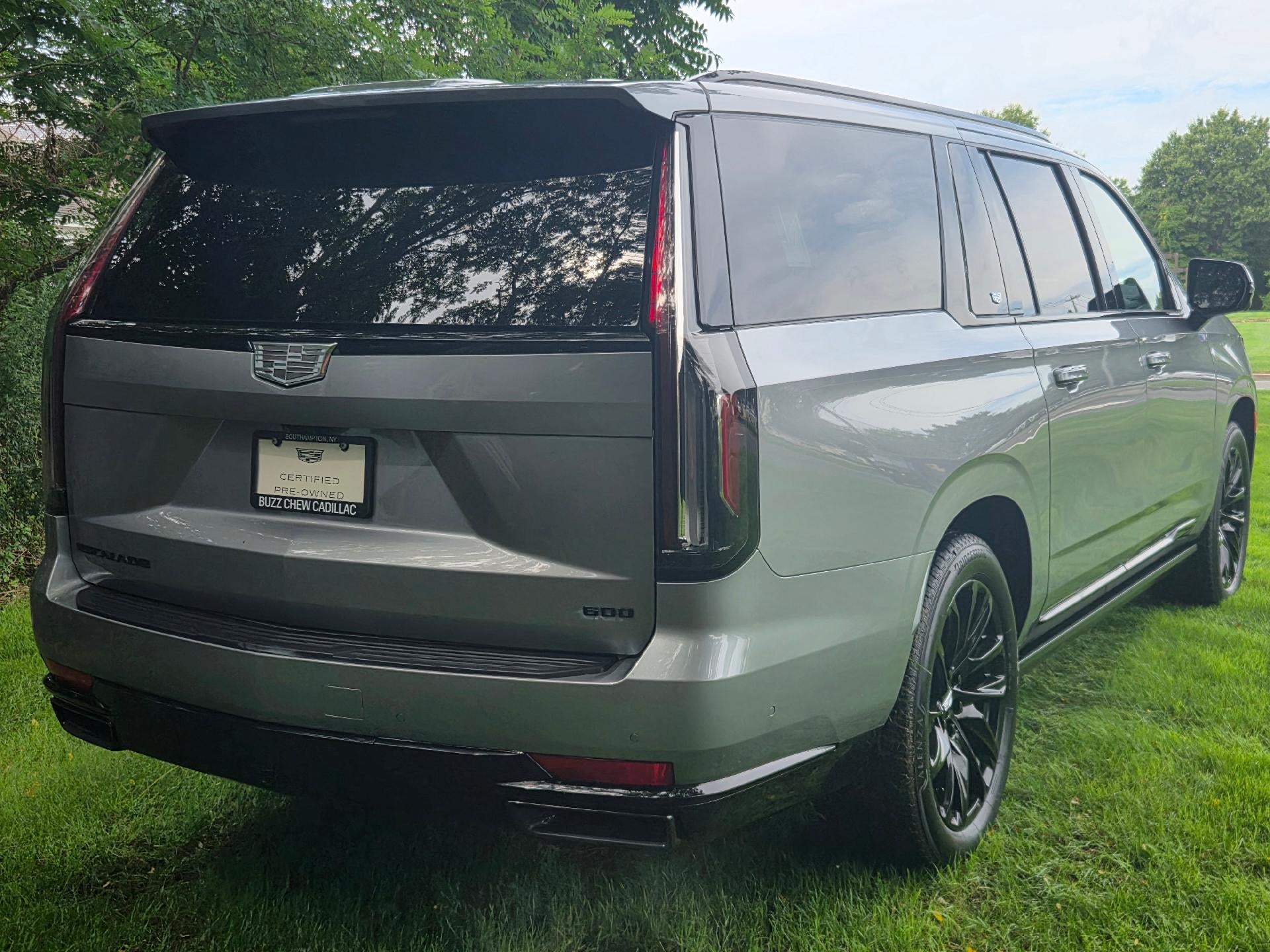 2024 Cadillac Escalade ESV Sport