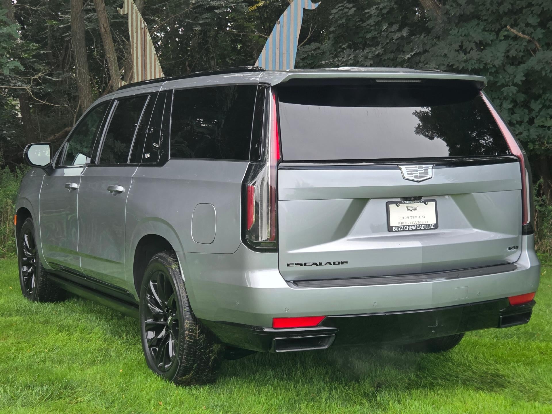 2024 Cadillac Escalade ESV Sport