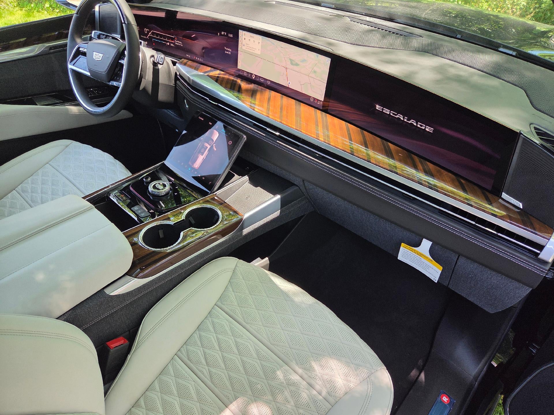 2026 Cadillac Escalade Platinum Sport