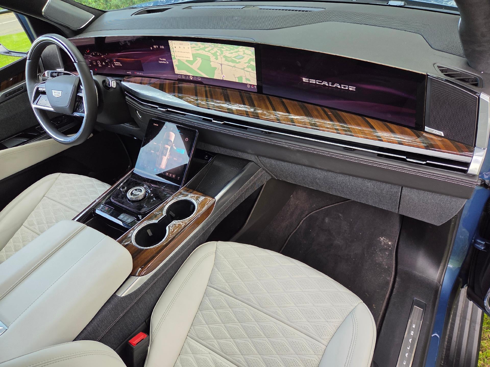 2026 Cadillac Escalade Platinum Sport