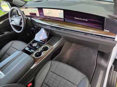 2026 Cadillac Escalade Platinum Sport