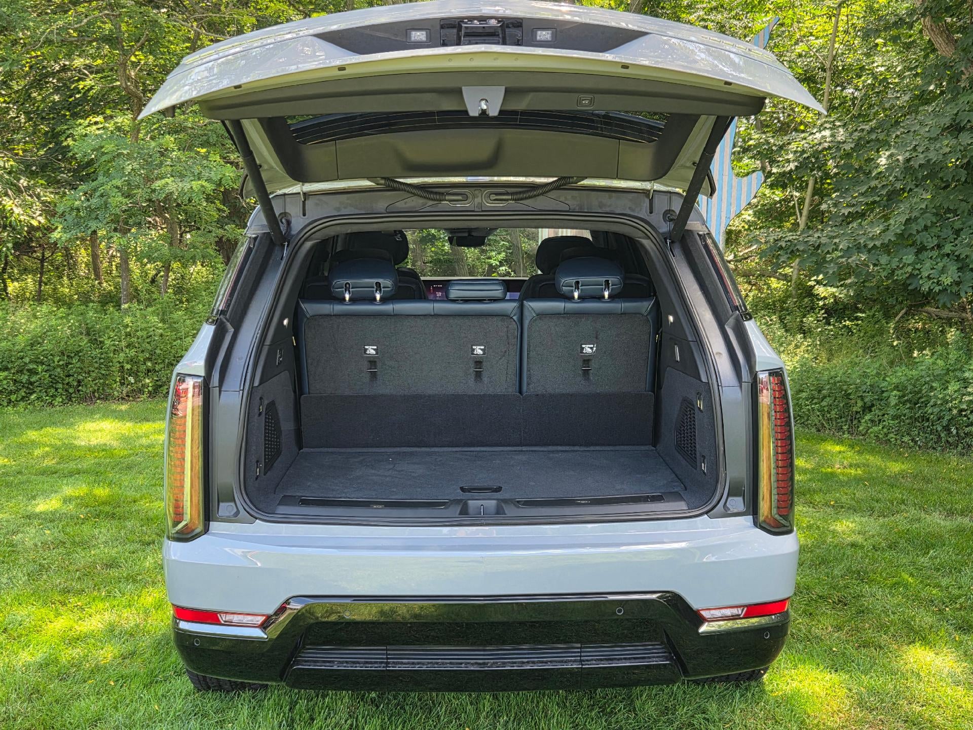 2026 Cadillac ESCALADE IQ Premium Sport