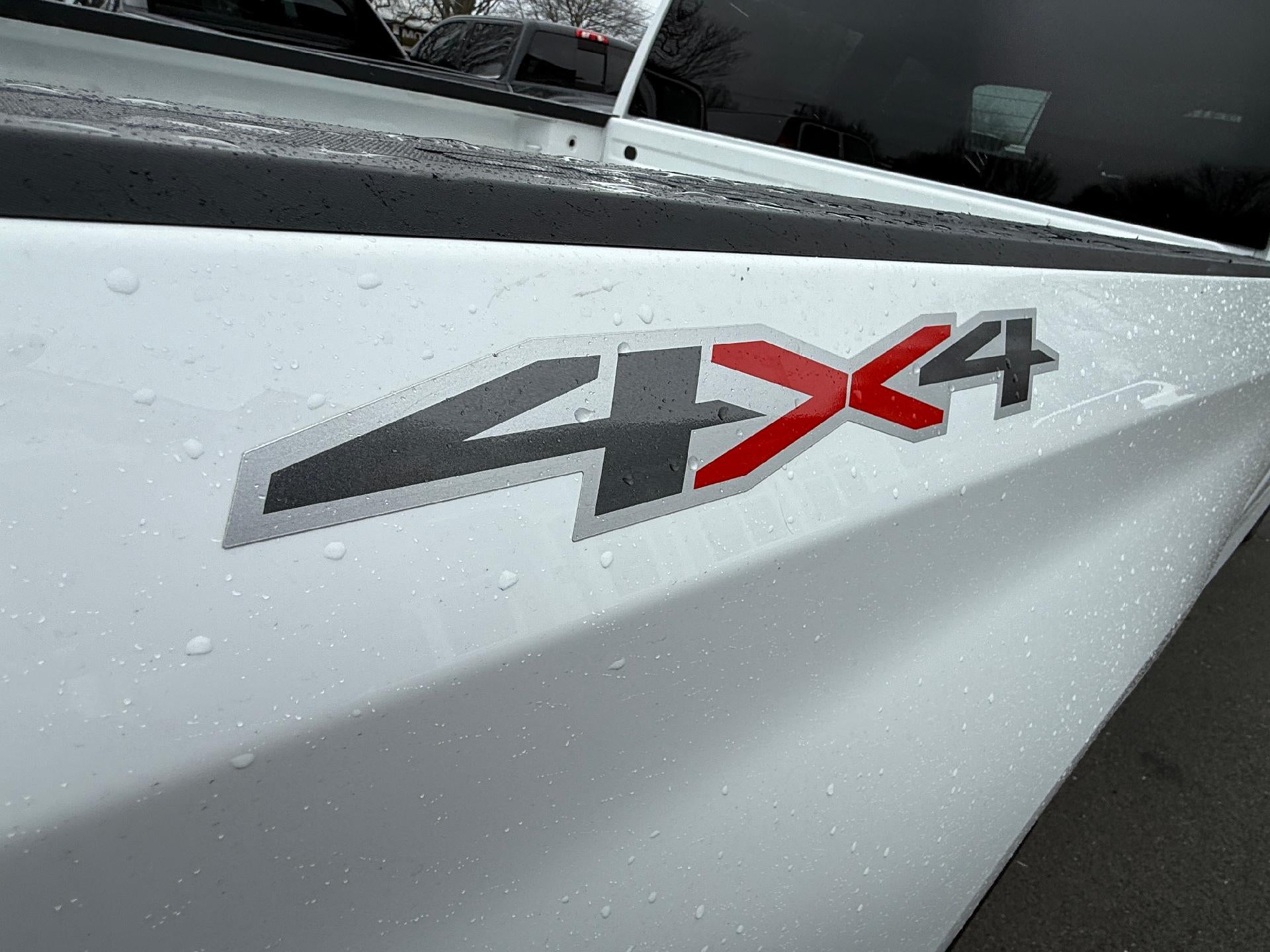 2022 Chevrolet Silverado 1500 LT (2FL)