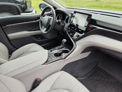 2022 Toyota Camry XLE