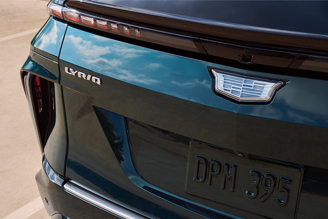 Buzz Chew Cadillac in SOUTHAMPTON NY