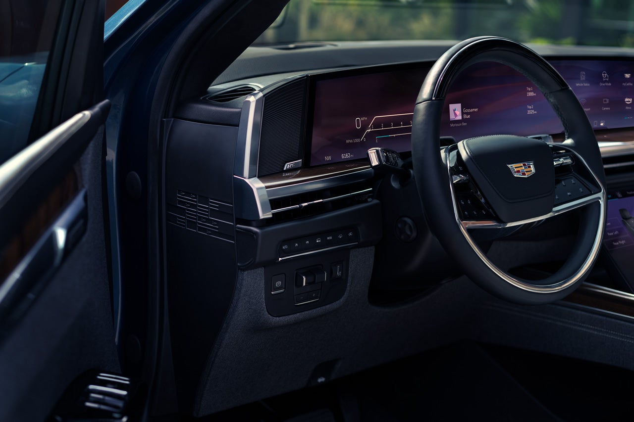 Buzz Chew Cadillac in SOUTHAMPTON NY